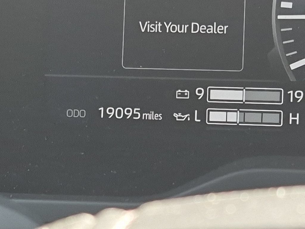 Used 2025 Toyota Sequoia TRD Pro AWD/4WD image 30