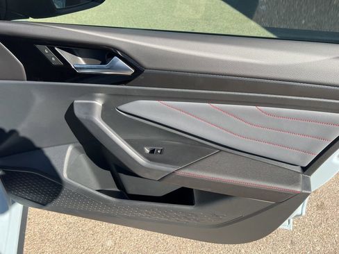 Used 2025 Volkswagen Jetta GLI Autobahn image 22