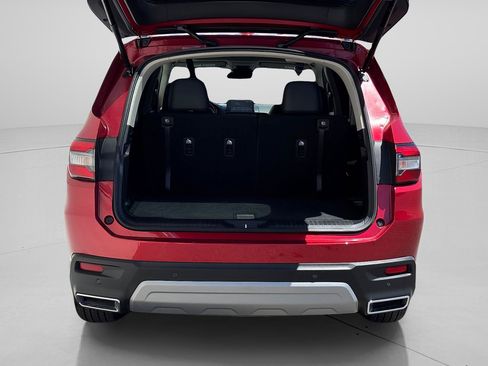 Certified 2025 Honda Pilot Touring image 6