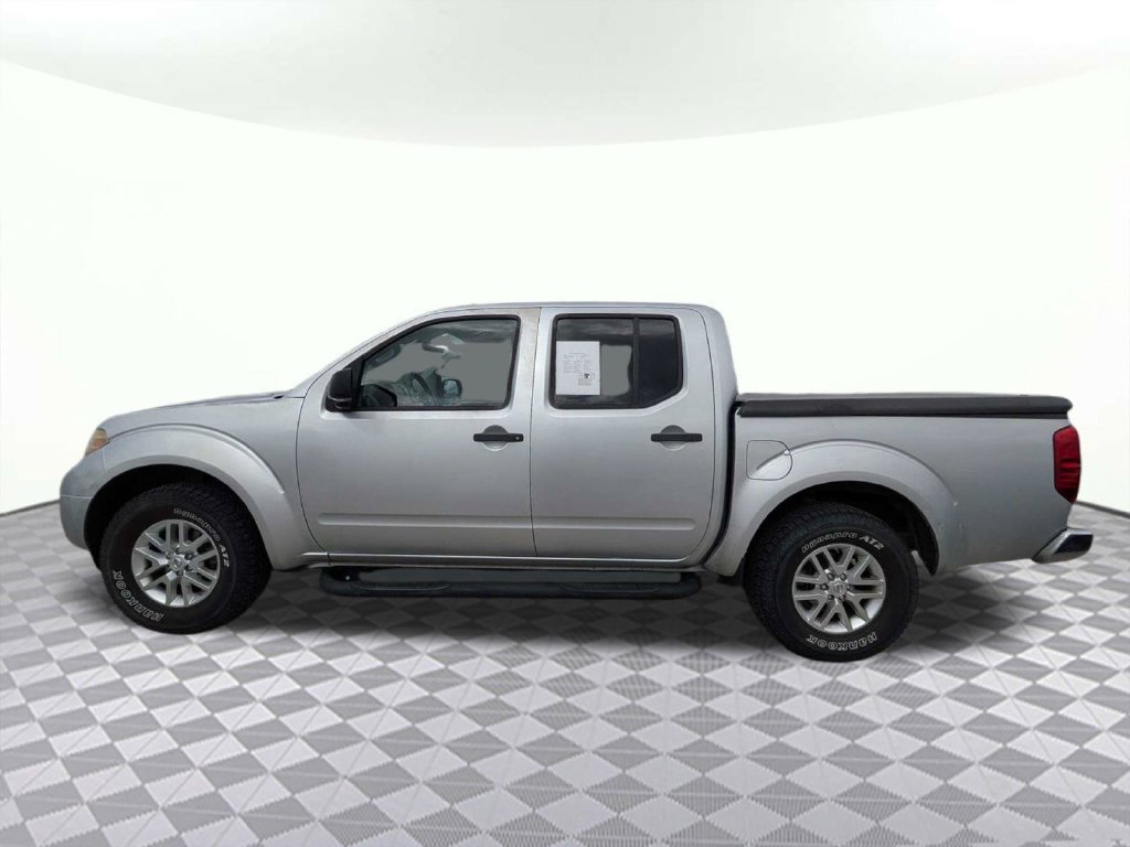 Used 2016 Nissan Frontier SV AWD/4WD image 6
