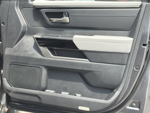 New 2026 Toyota Tundra Limited AWD/4WD image 16