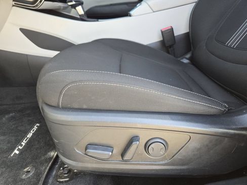 Used 2024 Hyundai Tucson SEL FWD image 19