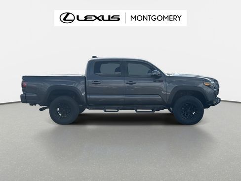 Used 2020 Toyota Tacoma TRD Pro image 2