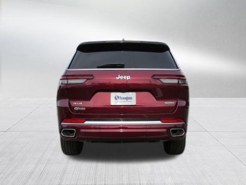 New 2025 Jeep Grand Cherokee L Summit image 4