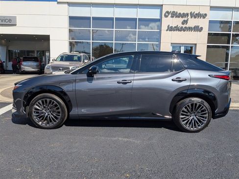 Used 2023 Lexus RZ 450e Premium image 11