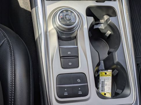 Certified 2022 Ford Explorer Limited w/ Equipment Group 301A image 23