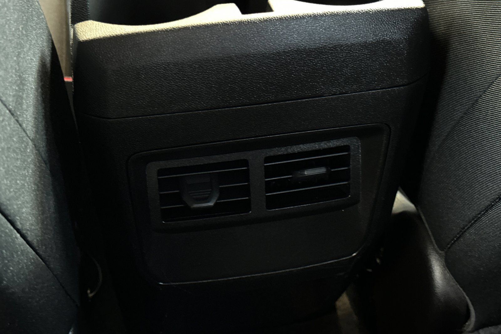 Used 2026 Chevrolet Colorado W/T w/ WT Custom Package RWD image 15