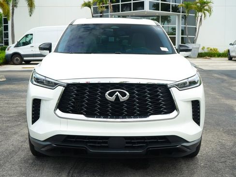 Used 2022 INFINITI QX60 Pure FWD image 2