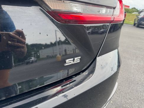 Used 2025 Toyota Camry SE AWD/4WD image 26