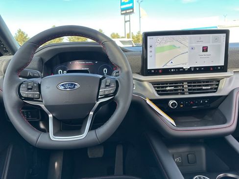 New 2026 Ford Explorer ST-Line w/ ST-Line Street Pack image 7