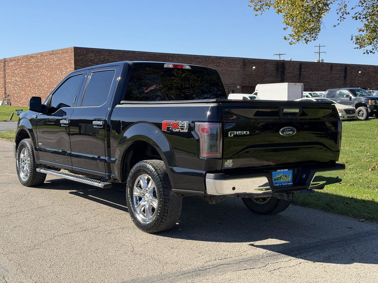 Used 2016 Ford F150 XLT w/ Equipment Group 302A Luxury AWD/4WD image 4