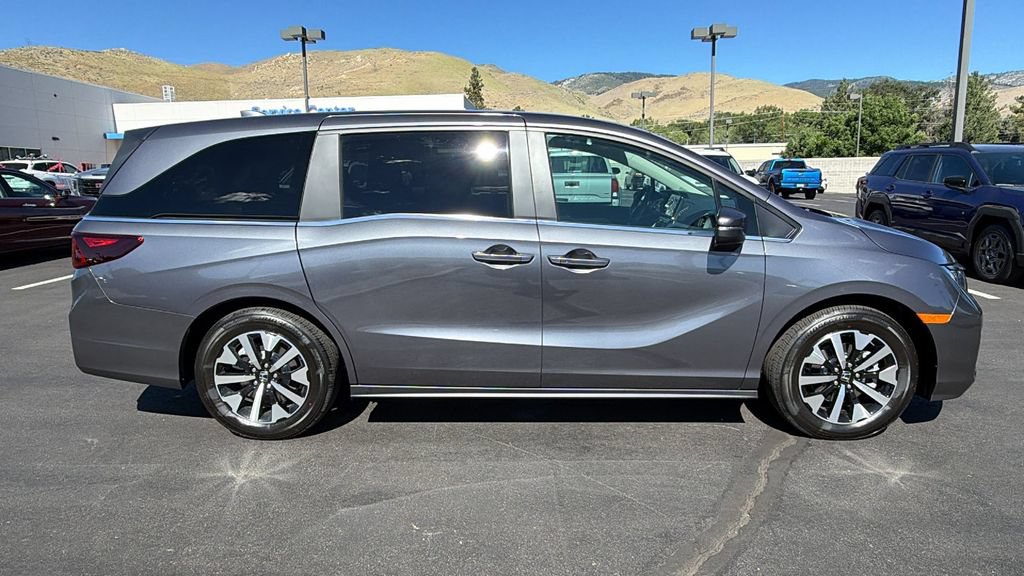 New 2026 Honda Odyssey Sport-L image 2