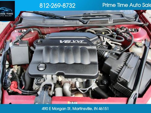 Used 2015 Chevrolet Impala LT w/ LT Sunroof Package image 11