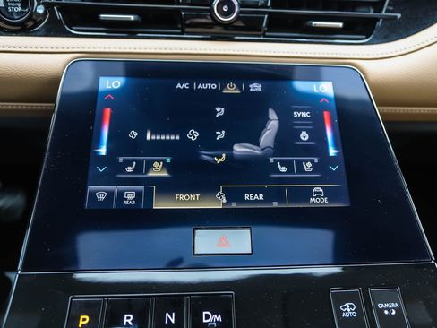 Used 2025 INFINITI QX80 Luxe AWD/4WD image 19