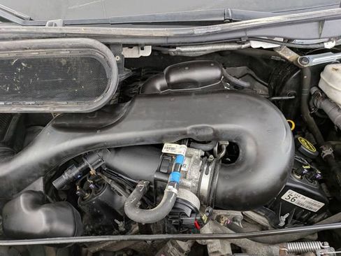 Used 2019 Ford Transit 250 148 Low Roof RWD image 23