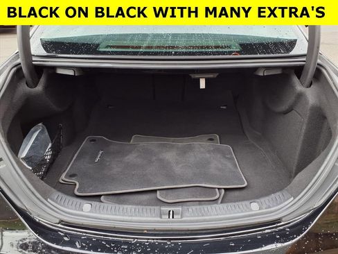 Used 2022 Mercedes-Benz E 350 4MATIC Sedan image 7