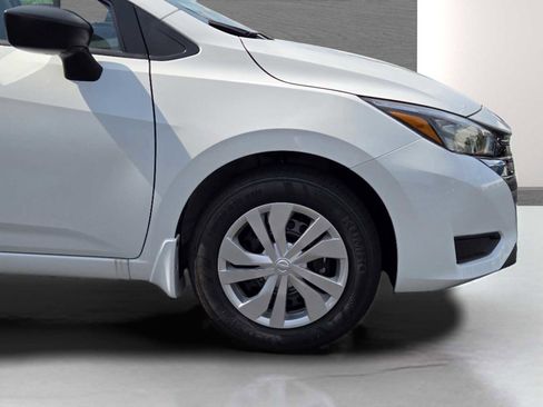 Used 2025 Nissan Versa S w/ Trunk Package FWD image 12