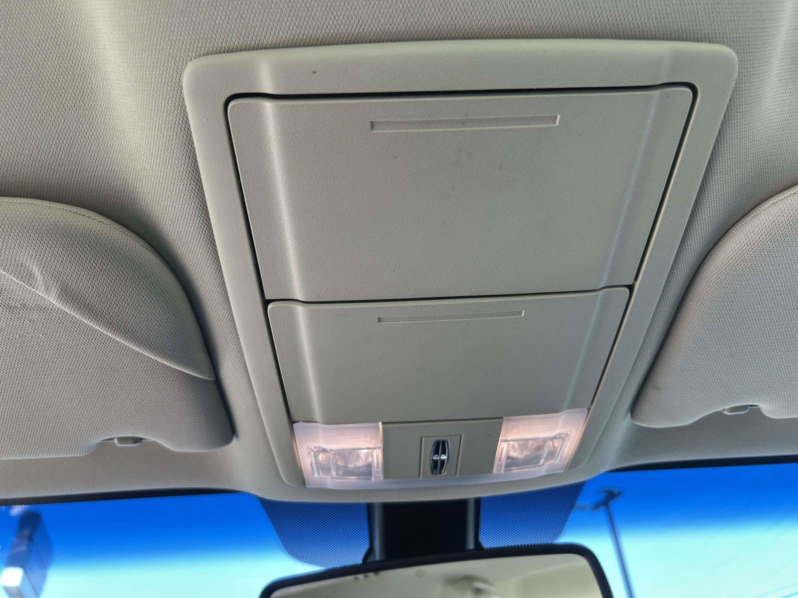 Used 2016 Lincoln MKS w/ Equipment Group 101A FWD image 27