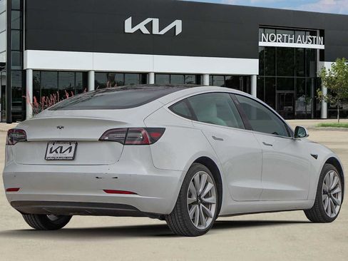 Used 2020 Tesla Model 3 image 6
