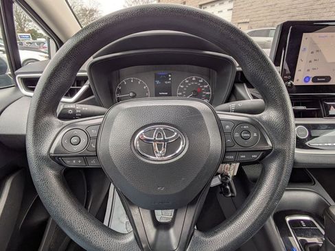 Used 2024 Toyota Corolla LE image 16