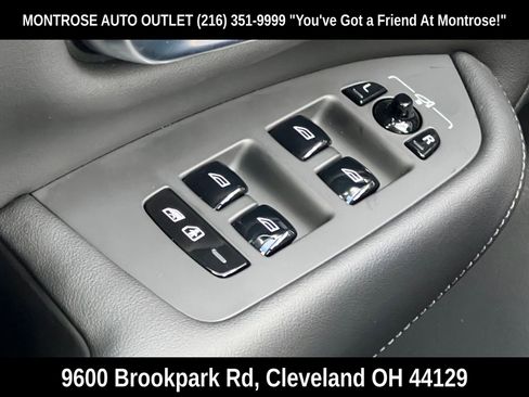 New 2025 Volvo XC90 T8 Plus w/ Protection Package Premier image 34