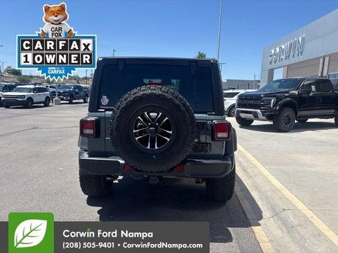 Used 2025 Jeep Wrangler Unlimited Sport AWD/4WD image 6