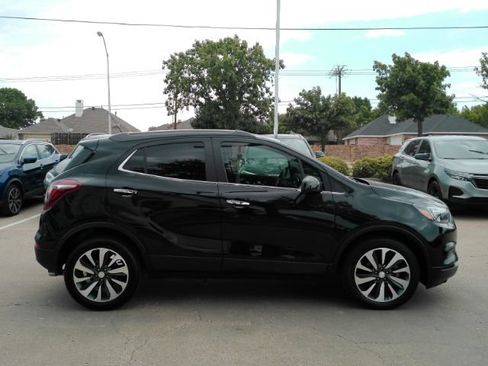 Used 2021 Buick Encore Preferred FWD image 5
