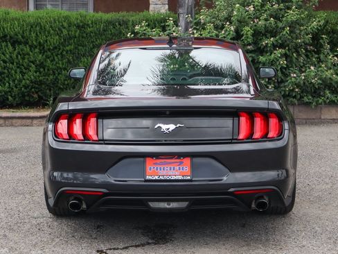 Used 2023 Ford Mustang Coupe RWD image 7