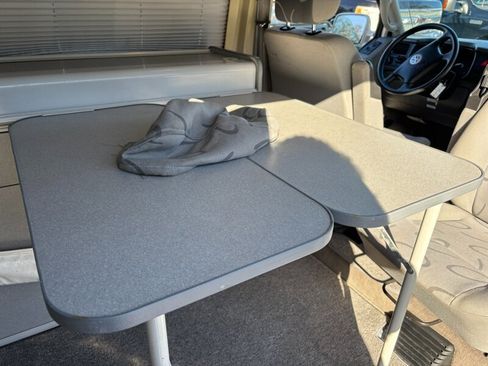 Used 2000 Volkswagen Eurovan MV image 39