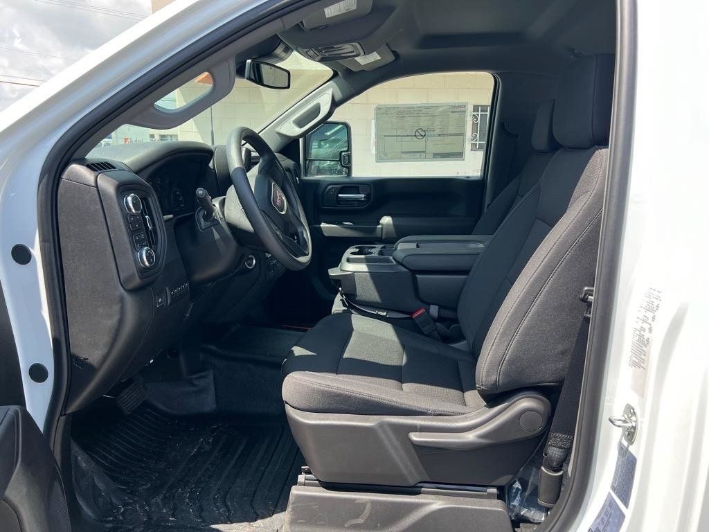 New 2025 GMC Sierra 2500 Pro w/ Convenience Package AWD/4WD image 16