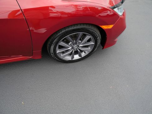 Used 2020 Honda Civic EX image 32