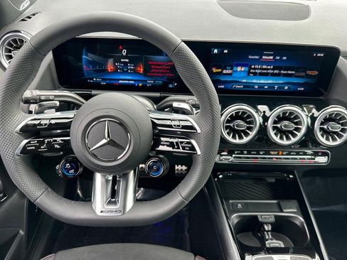 New 2026 Mercedes-Benz GLA 35 AMG 4MATIC image 25