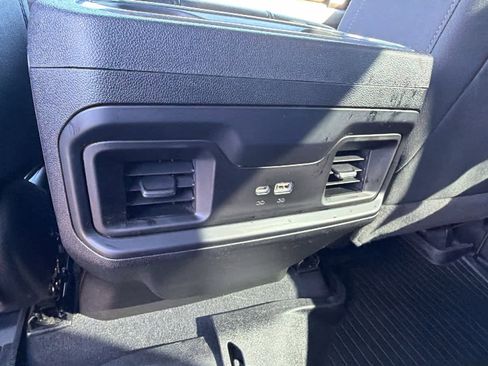 Used 2022 Chevrolet Silverado 1500 RST AWD/4WD image 25
