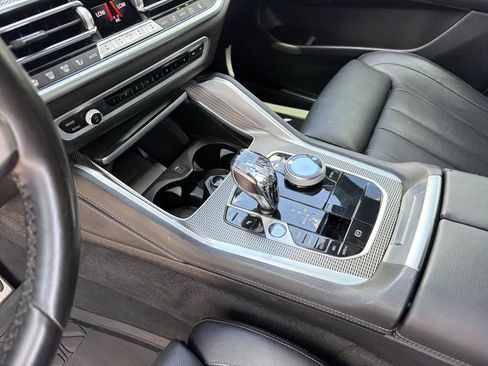 Used 2022 BMW X6 xDrive40i w/ Executive Package AWD/4WD image 23