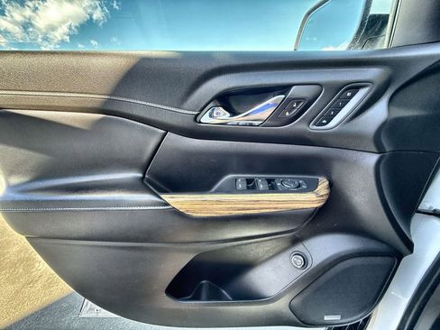 Used 2019 GMC Acadia Denali w/ Technology Package image 15