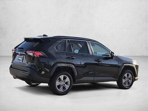 Used 2024 Toyota RAV4 XLE FWD image 11