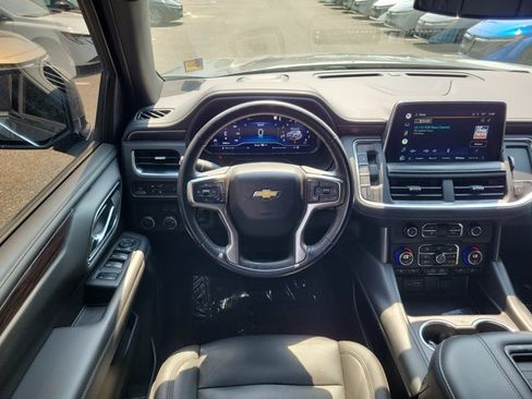 Used 2022 Chevrolet Tahoe LT w/ LT Signature Package RWD image 12