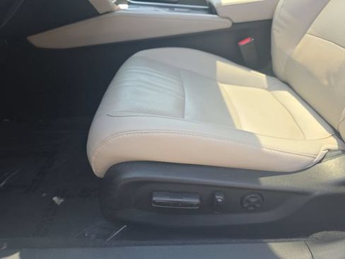 Used 2021 Honda Accord Touring image 29