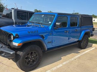 Used 2023 Jeep Gladiator Sport AWD/4WD video 1