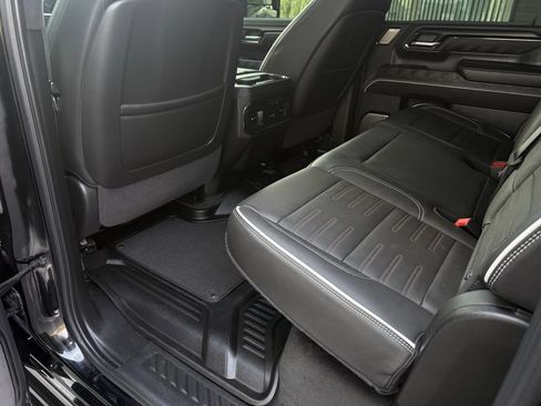 Used 2025 GMC Sierra 2500 AT4X AWD/4WD image 33