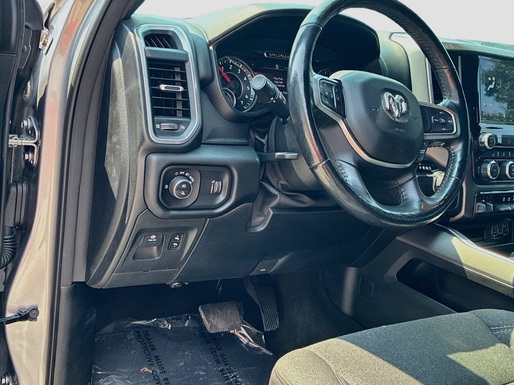 Used 2020 RAM 1500 Big Horn RWD image 10
