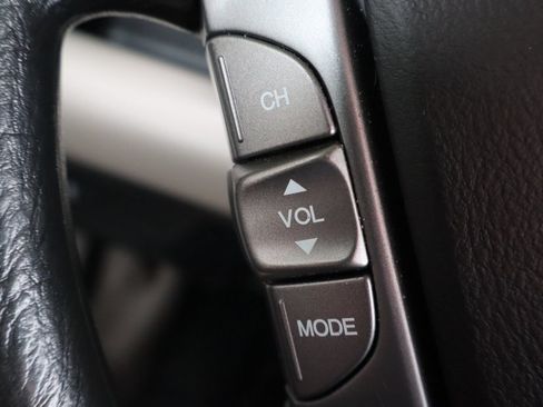 Used 2011 Honda Element EX image 29