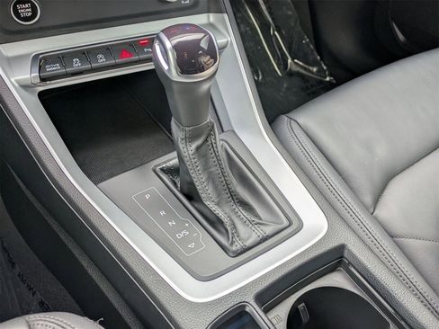 Used 2023 Audi Q3 2.0T Premium w/ Convenience Package image 14