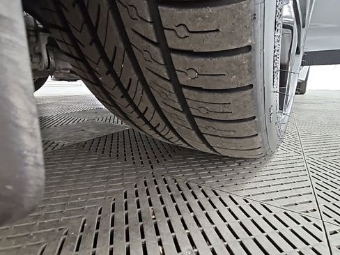 Used 2019 Chevrolet Corvette Stingray Coupe w/ Battery Protection Package image 40