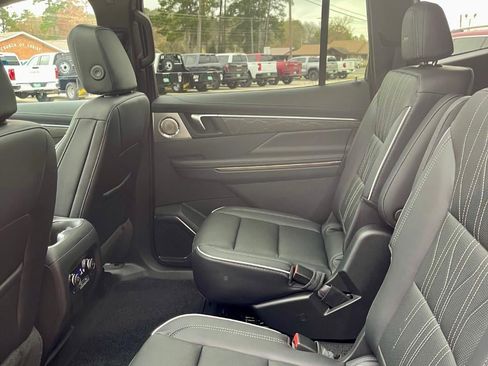 New 2026 Buick Enclave Avenir w/ Super Cruise Package image 16