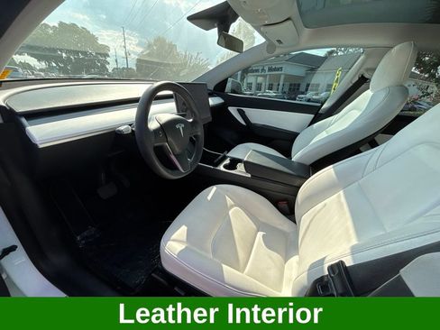 Used 2021 Tesla Model Y Long Range AWD/4WD image 8