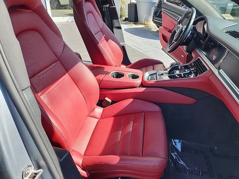 Used 2020 Porsche Panamera w/ Premium Package Plus image 24