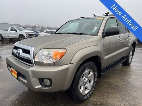 Used 2007 Toyota 4Runner SR5 image 3