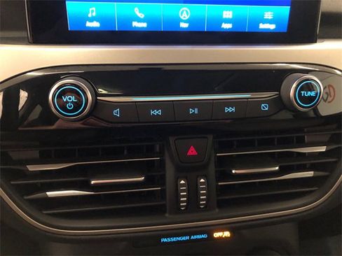 Used 2022 Ford Escape SE w/ SE Sport Appearance Package image 22