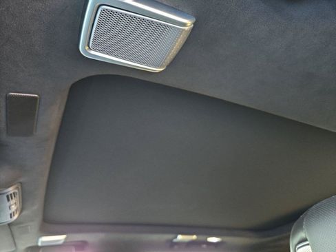 Used 2026 Cadillac Escalade Platinum Luxury w/ LPO, Floor Liner Package AWD/4WD image 9